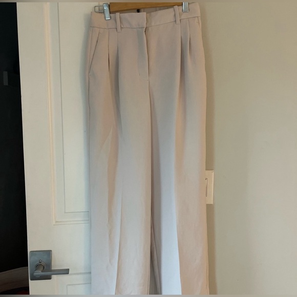 Aritzia effortless pants size 4 Regular Length - Picture 6 of 11